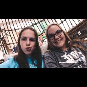 Meet your Posher, Lydia